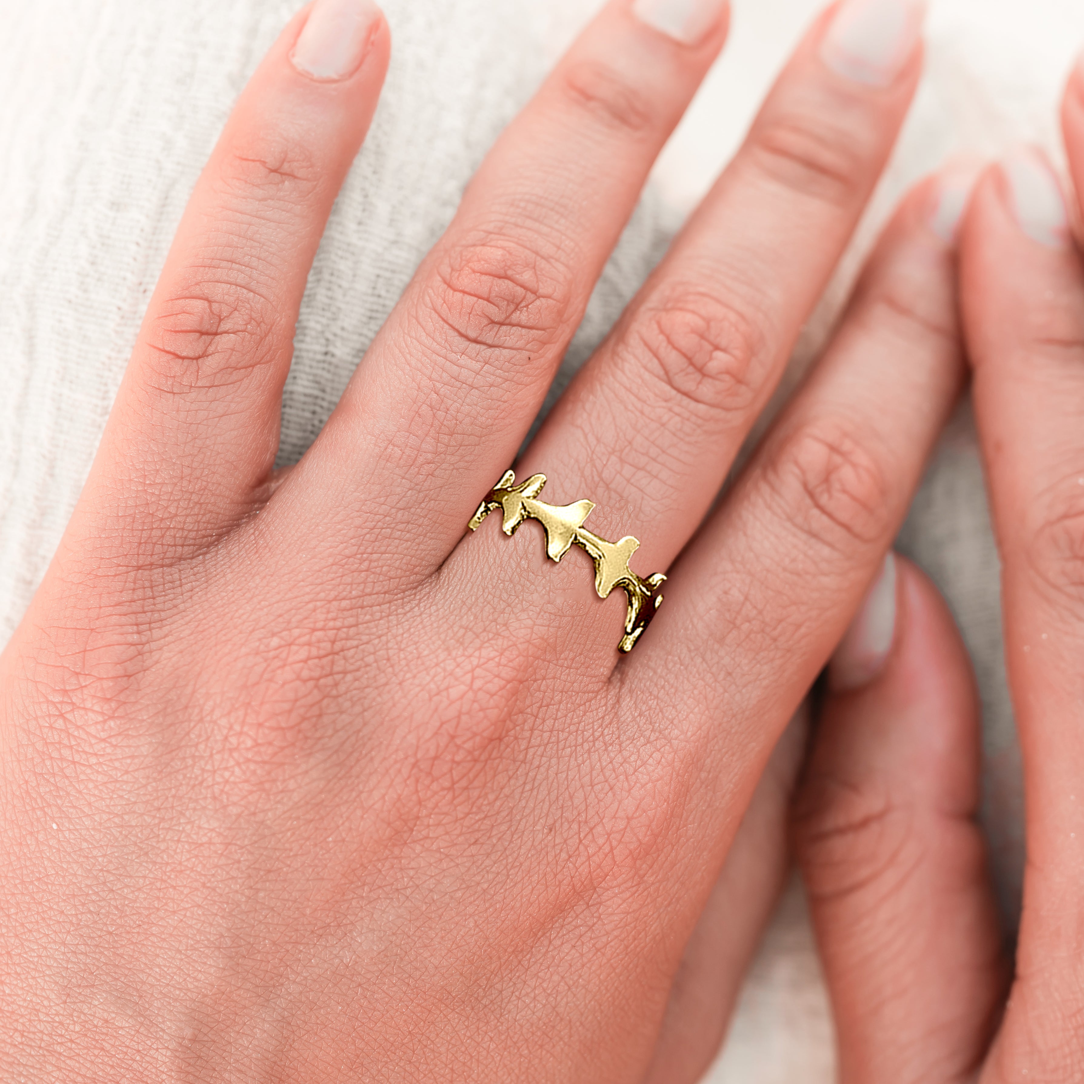 Whale Tail Solid Gold Ring GTR971