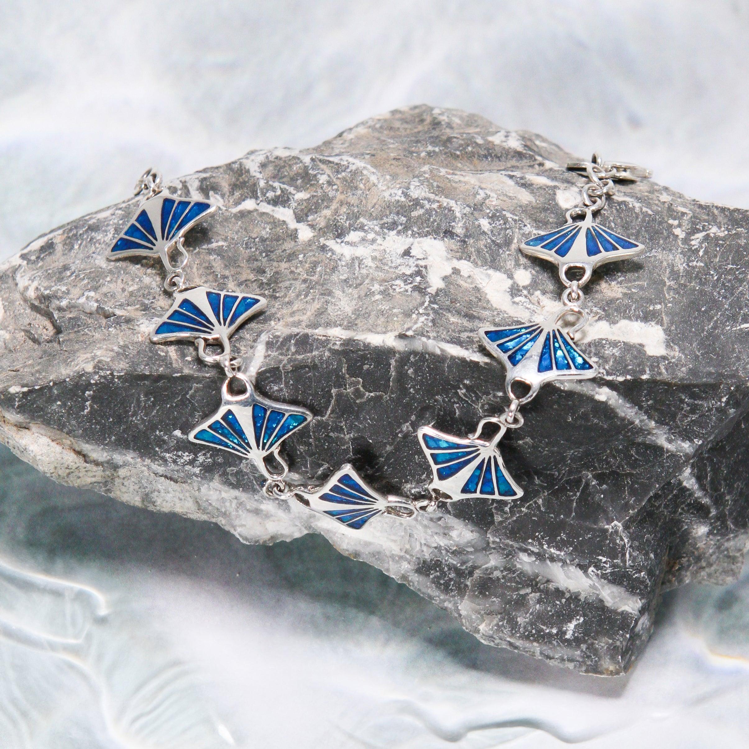 Manta Ray with Inlaid Silver Bracelet TBG545-DD - Jewelry