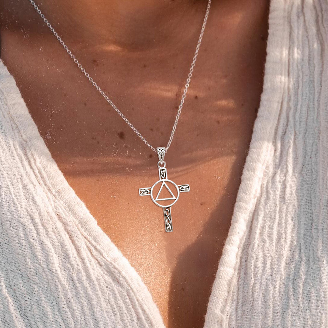 Celtic Knotwork AA Recovery Sterling Silver Pendant TPD327