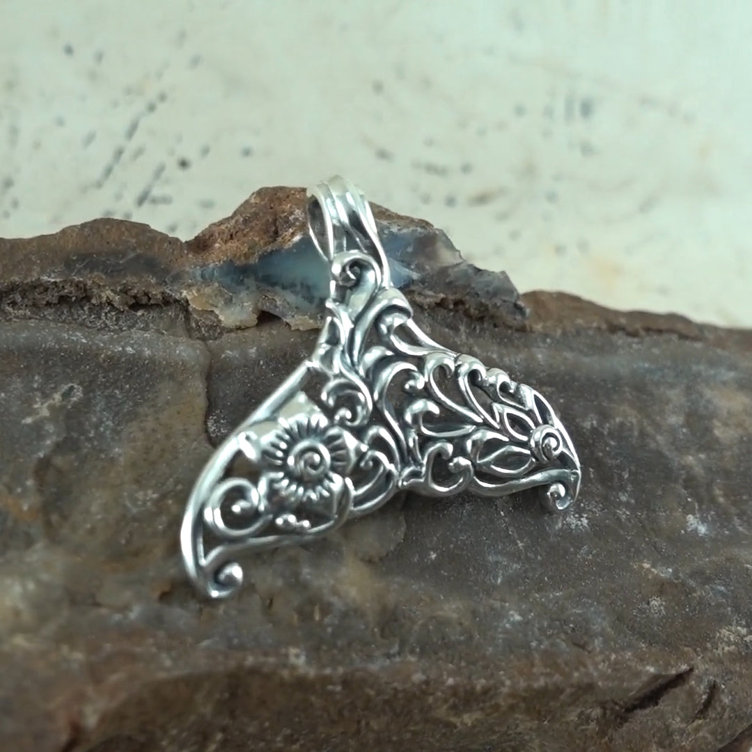 The graceful tale ~ Sterling Silver Whale Tail Filigree Pendant Jewelry TPD5145