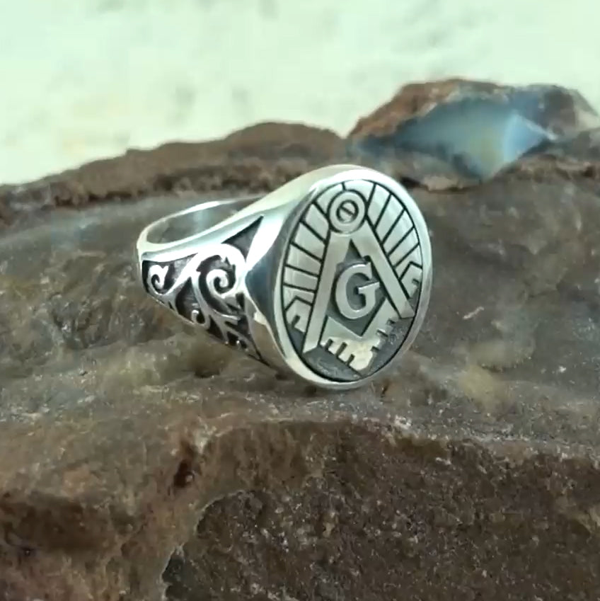 Masonic Sterling Silver Signet Men Ring TRI1970