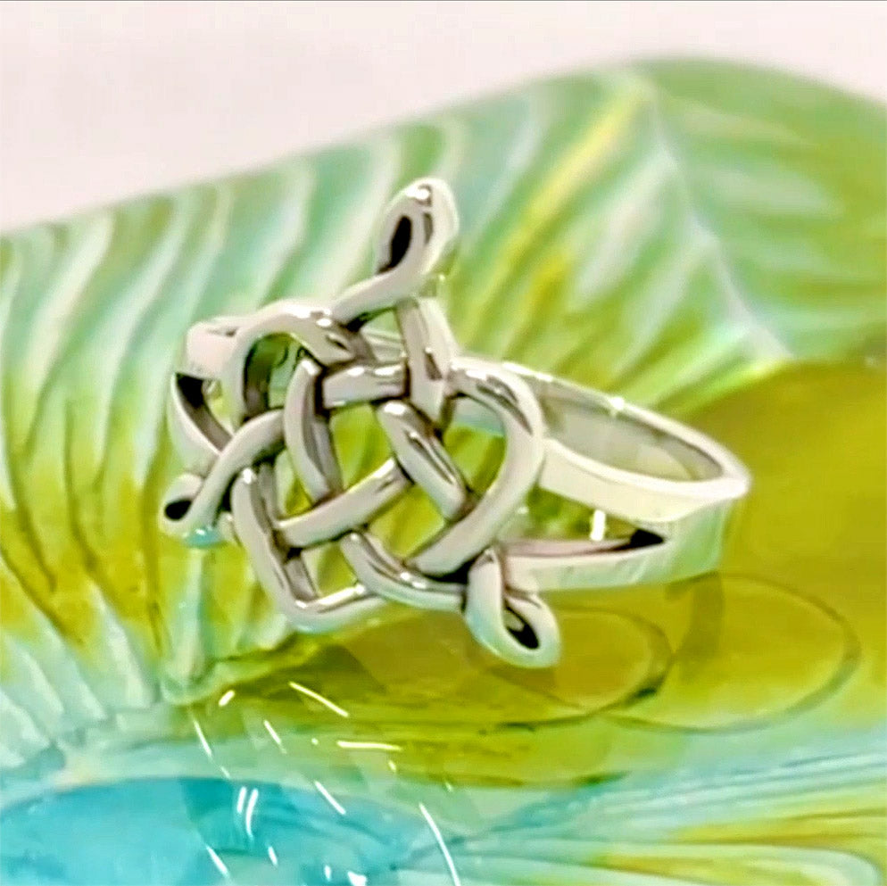 Celtic Father-Mother-Child "Family A Born For Eternity" Triquetra or Trinity Heart Silver Ring TRI2261