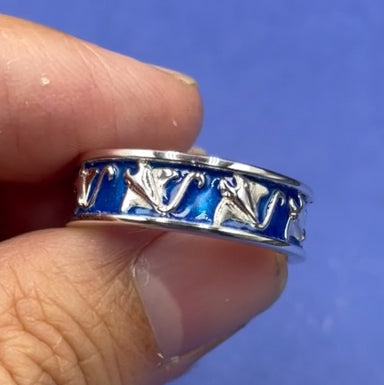 Manta Ray Sterling Silver Hollow Band Ring by DiveSilver TRI2537