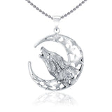 Baying Wolf Sterling Silver Pendant With Chain Set TSE744 - Jewelry