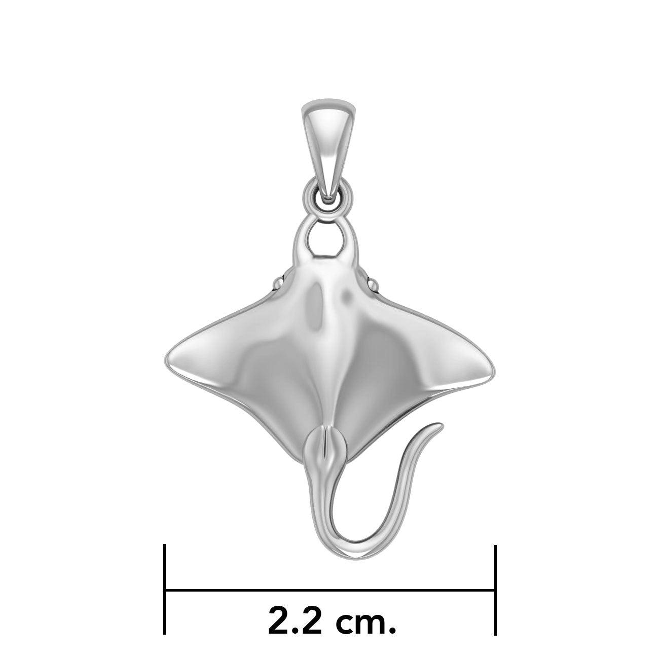 Ocean dreams as wide as the Manta Ray Small Sterling Silver Pendant TP1008 - Jewelry