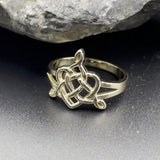 Celtic Father-Mother-Child "Family A Born For Eternity" Triquetra or Trinity Heart 14 K Solid Gold Ring GRI2261