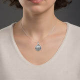 Colgante pequeño de plata de ley con el sigilo del arcángel Rafael TPD4784