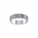 Triangle Symbol Sterling Silver Band Ring JR163