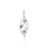 Elegant Flower Sterling Silver Pendant TPD3553
