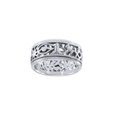 Uncovering the Natural Sense of Masonry in Spinner Ring TRI1616 - Jewelry