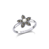 Flower with Pearl and Marcasite Silver Ring TRI1867